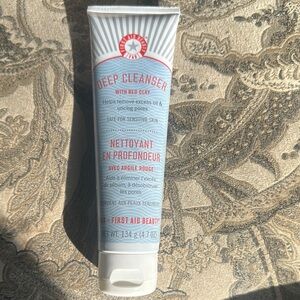 First Aid Beauty Deep Cleanser with Red Clay